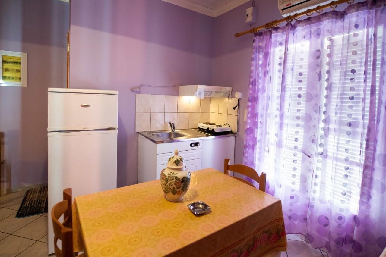 Efthalia Apartments & Studios ニドリ エクステリア 写真