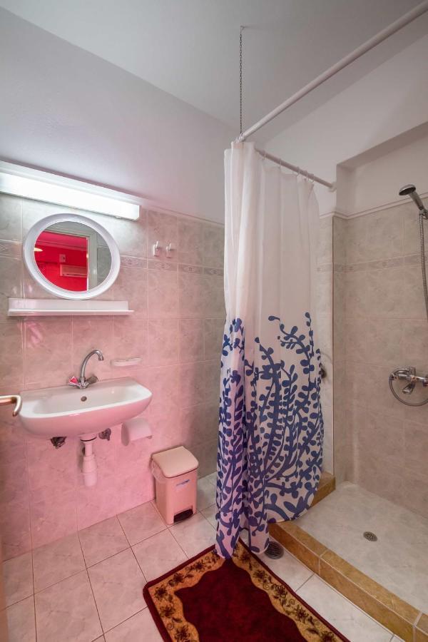 Efthalia Apartments & Studios ニドリ エクステリア 写真